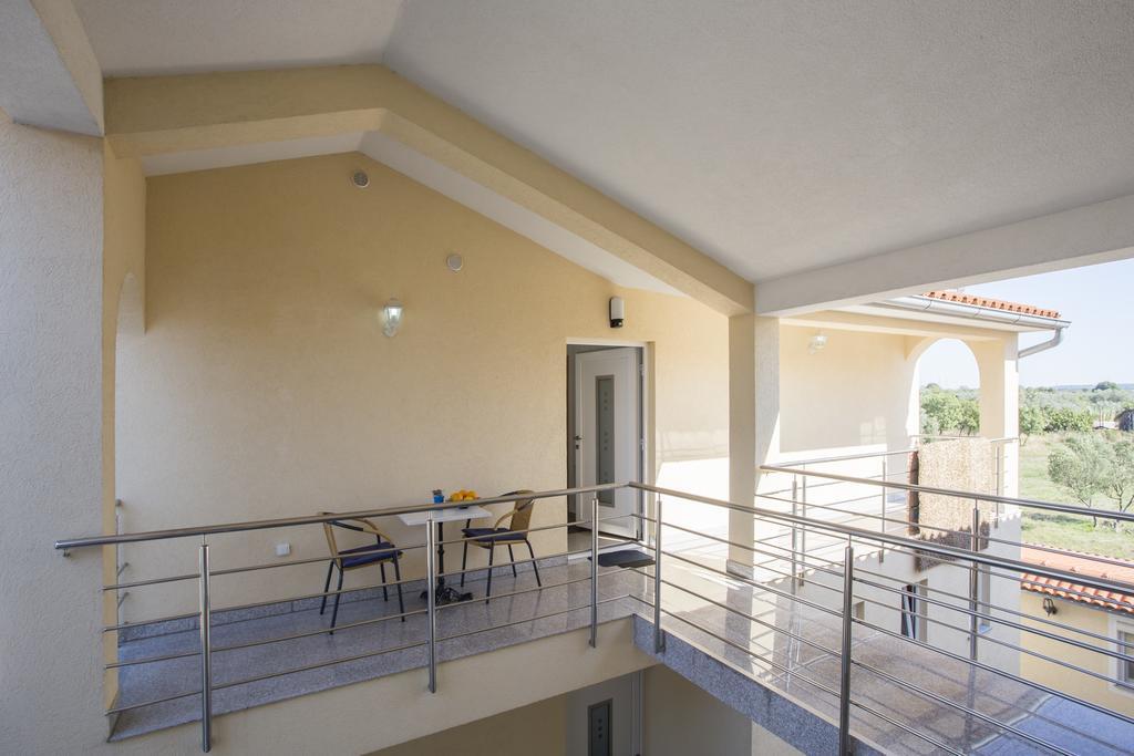 Guest House Croatia Фажана Экстерьер фото